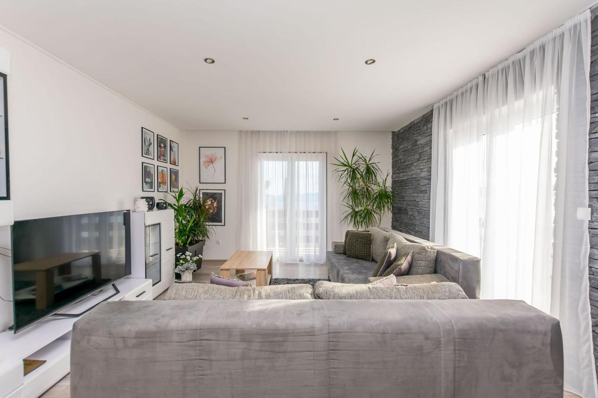 Apartments Mladen Duće المظهر الخارجي الصورة