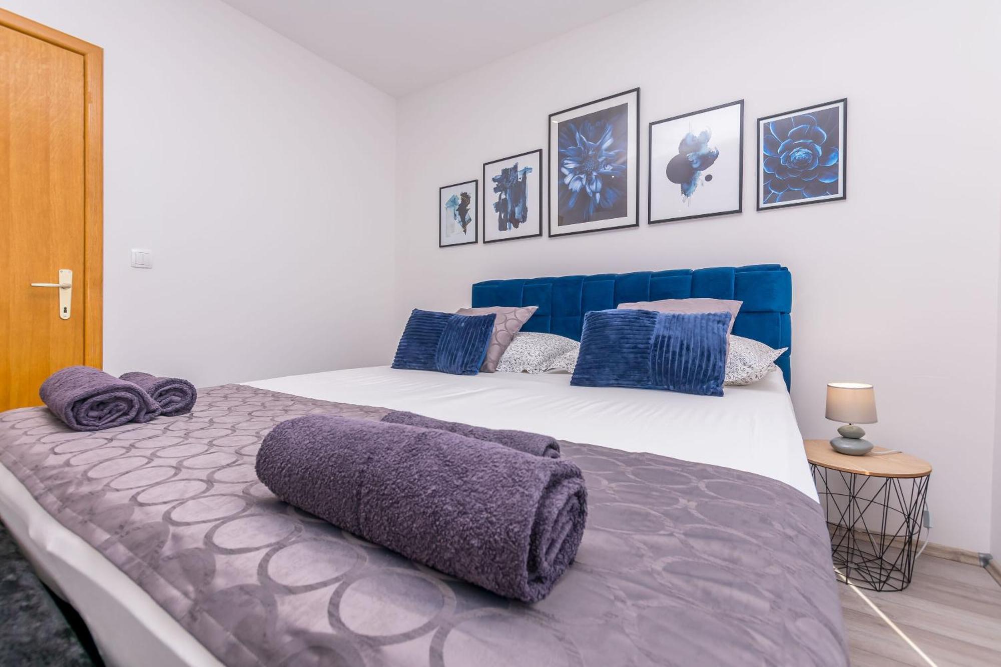 Apartments Mladen Duće المظهر الخارجي الصورة