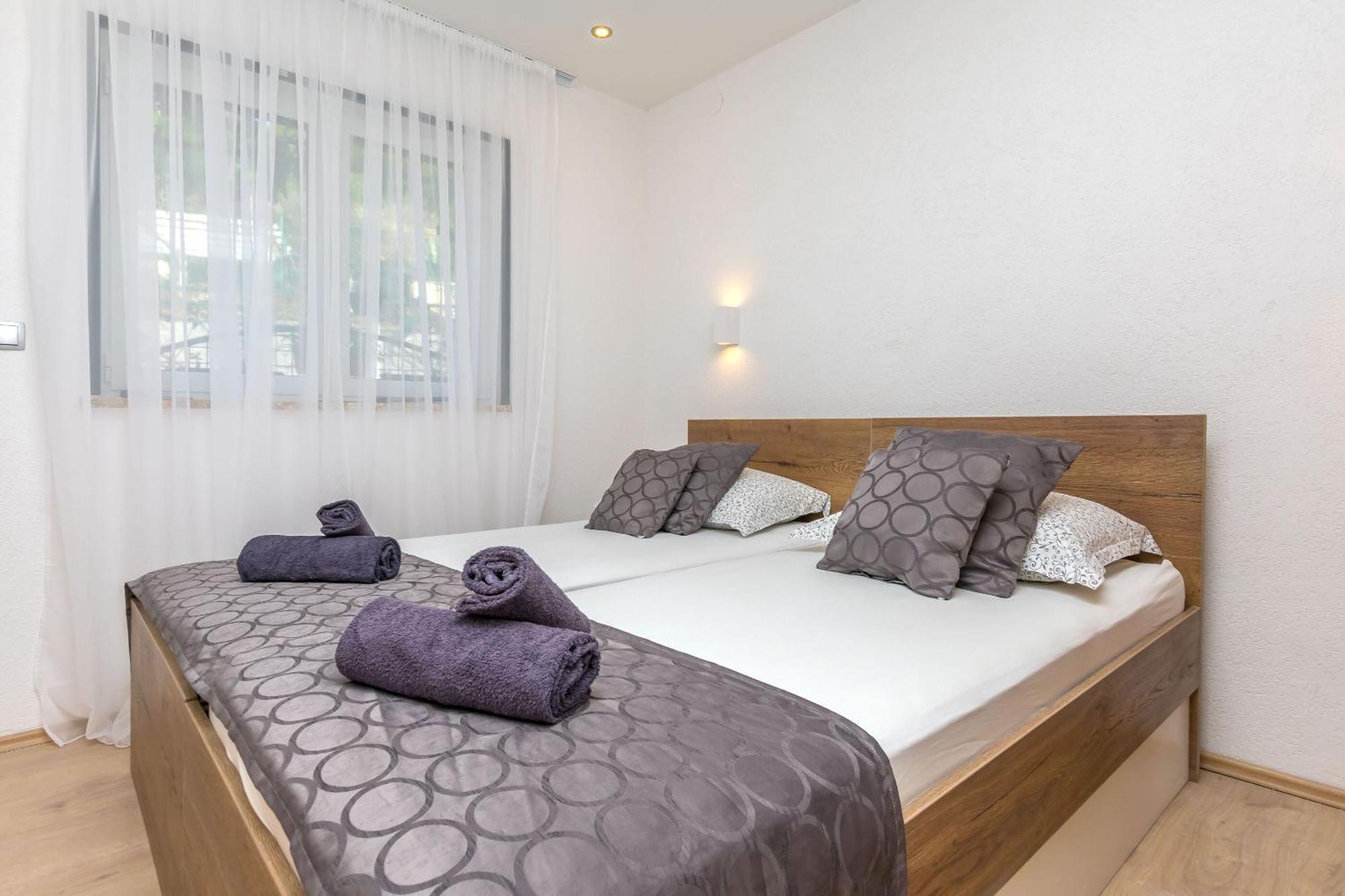 Apartments Mladen Duće المظهر الخارجي الصورة