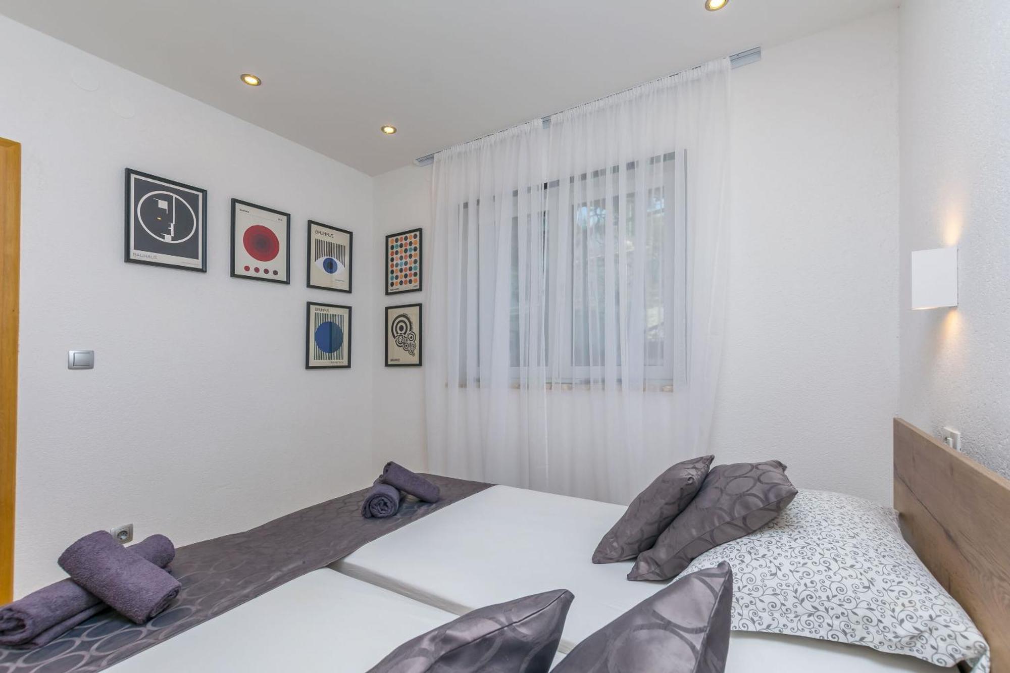 Apartments Mladen Duće المظهر الخارجي الصورة