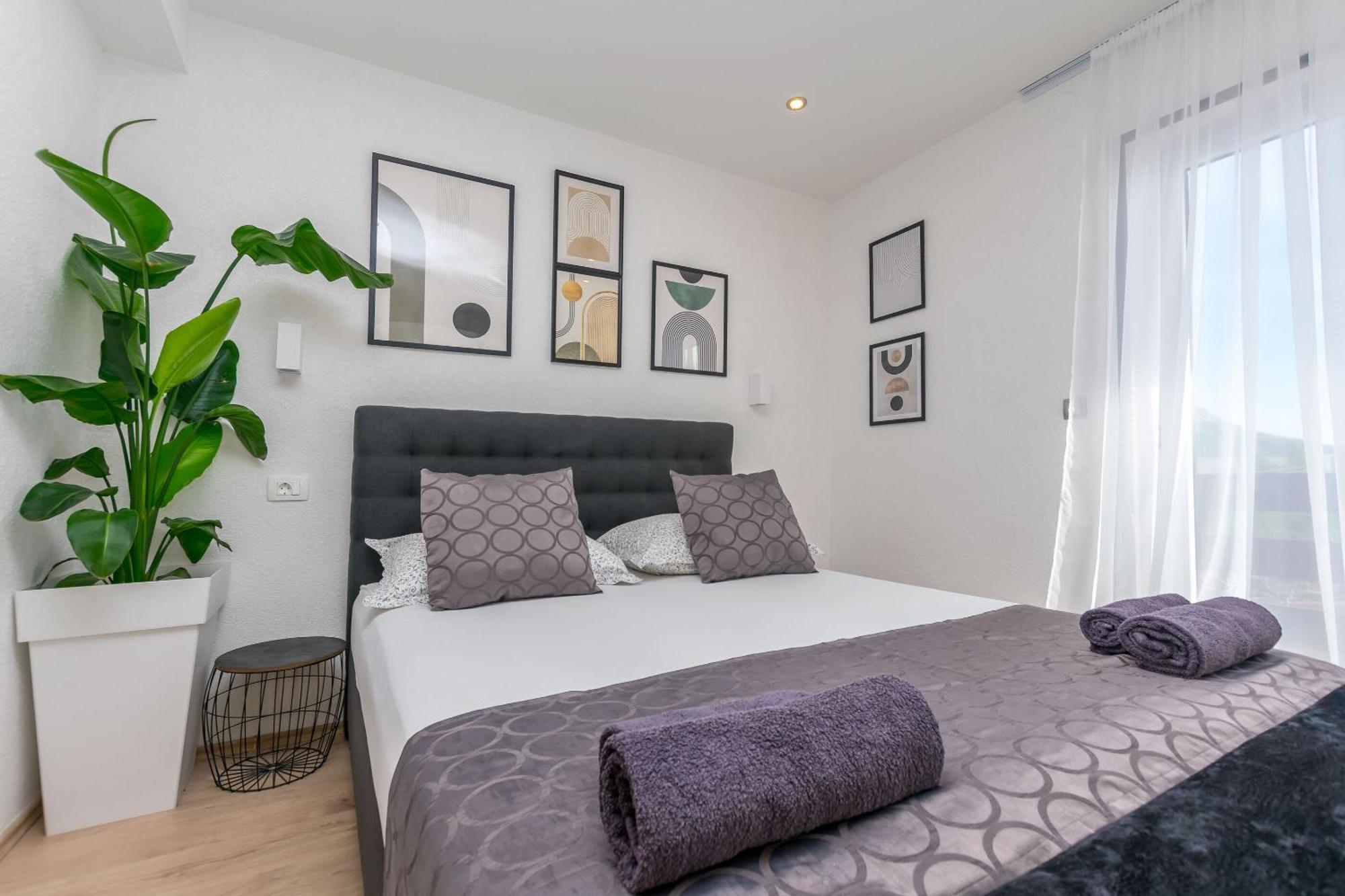 Apartments Mladen Duće المظهر الخارجي الصورة