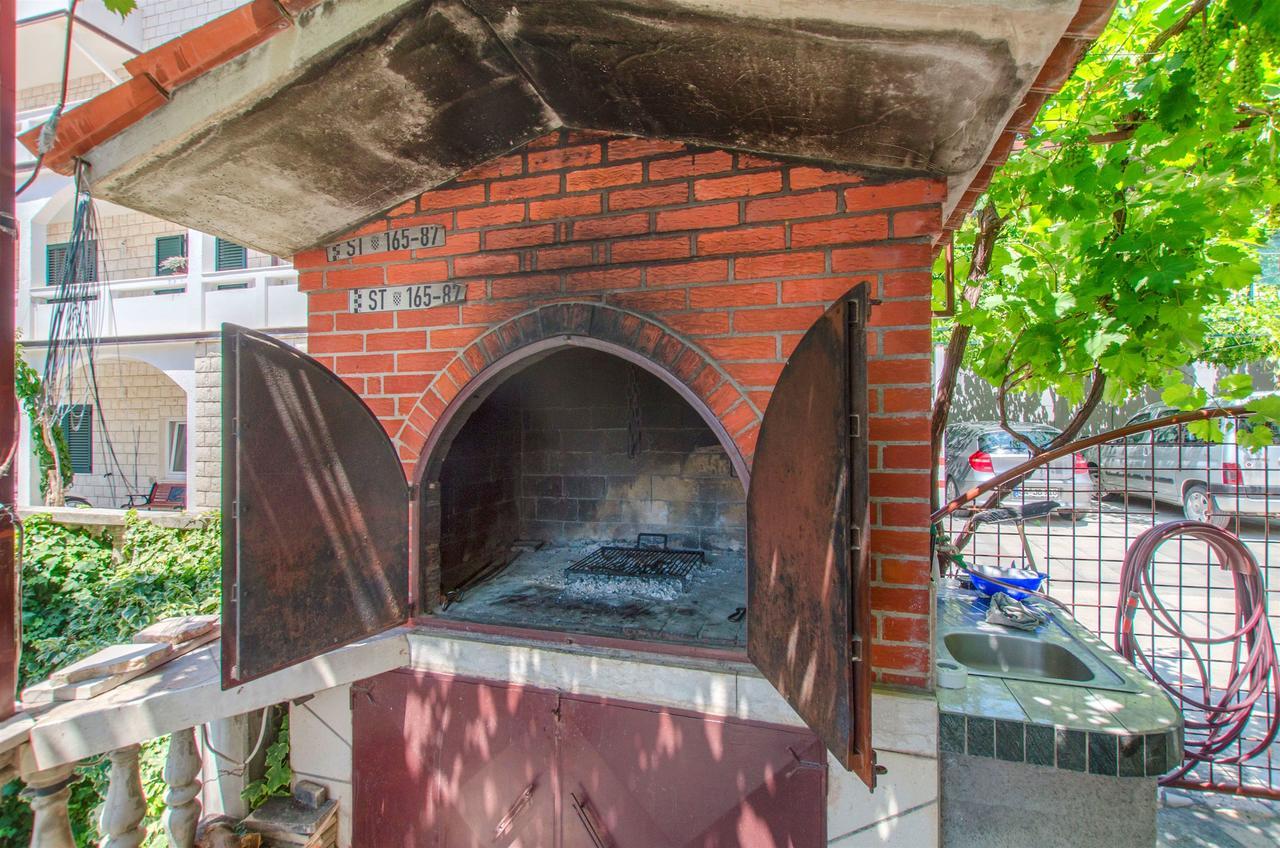 Apartments Mladen Duće المظهر الخارجي الصورة