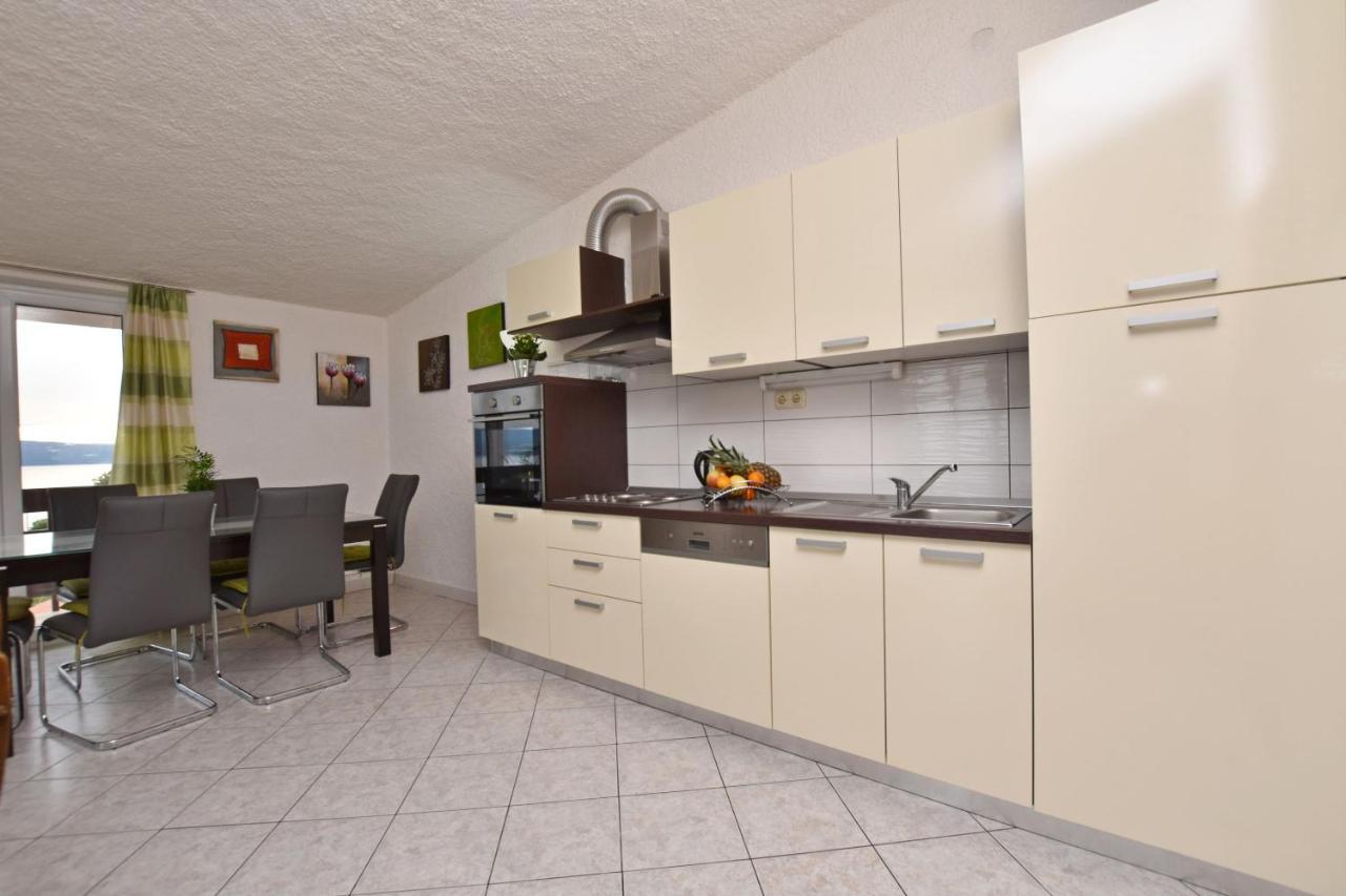 Apartments Mladen Duće المظهر الخارجي الصورة