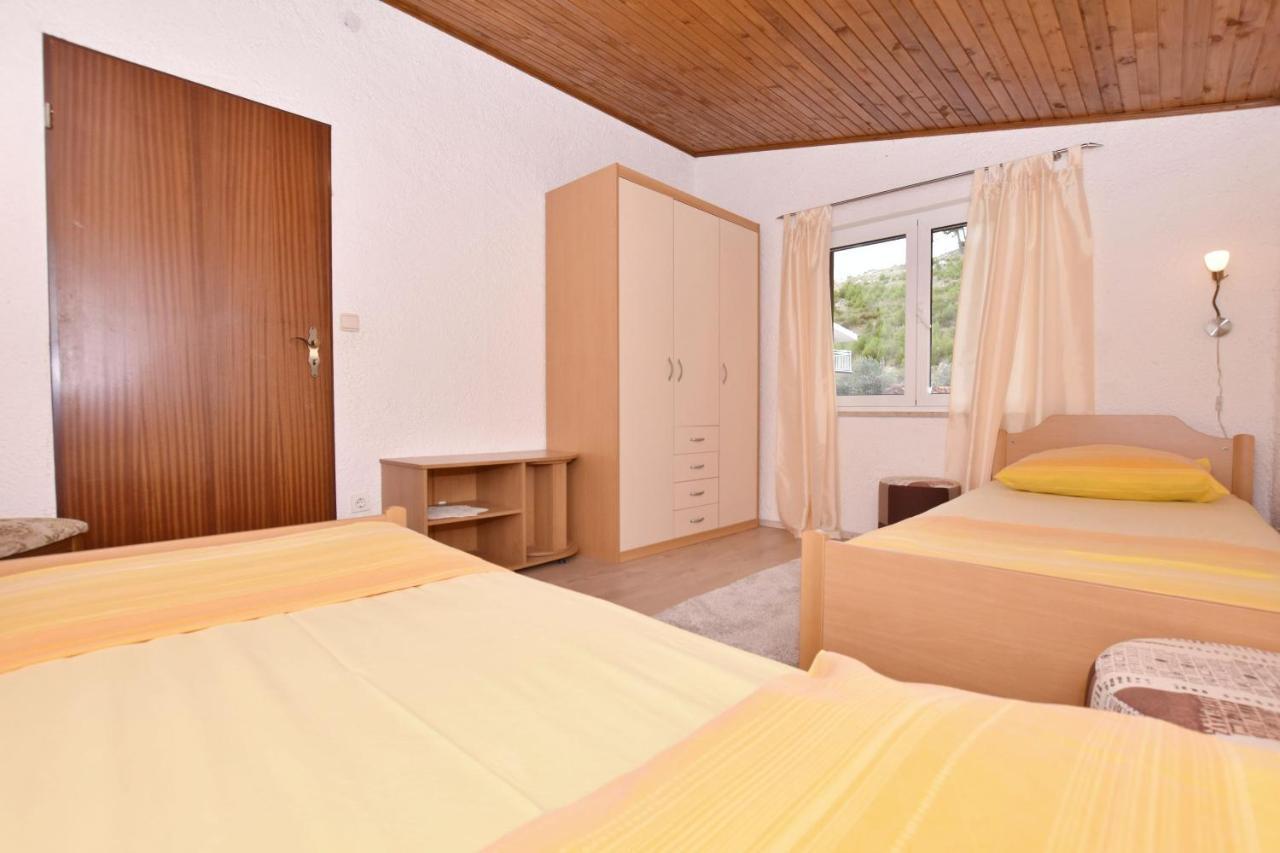 Apartments Mladen Duće المظهر الخارجي الصورة
